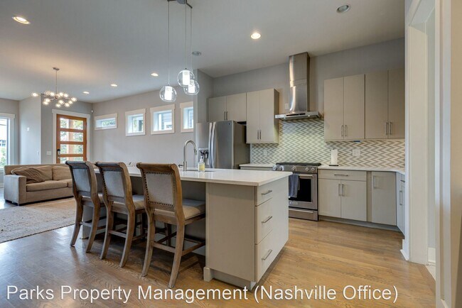 Foto del edificio - 4 br, 3.5 bath House - 937 South St
