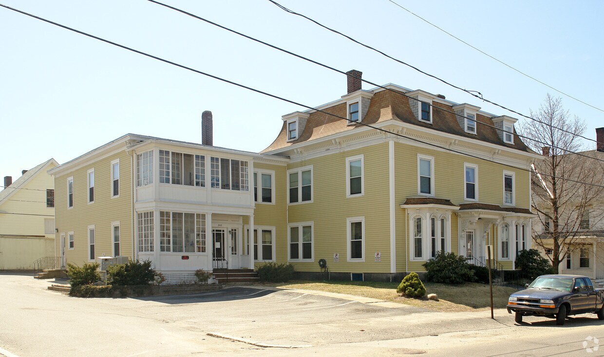 Foto principal - 341 Hanover St
