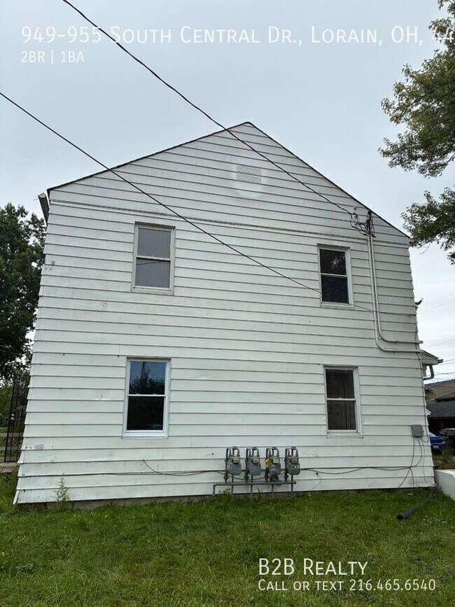 Building Photo - 949-955 South Central Dr., Lorain, OH, 44052-955