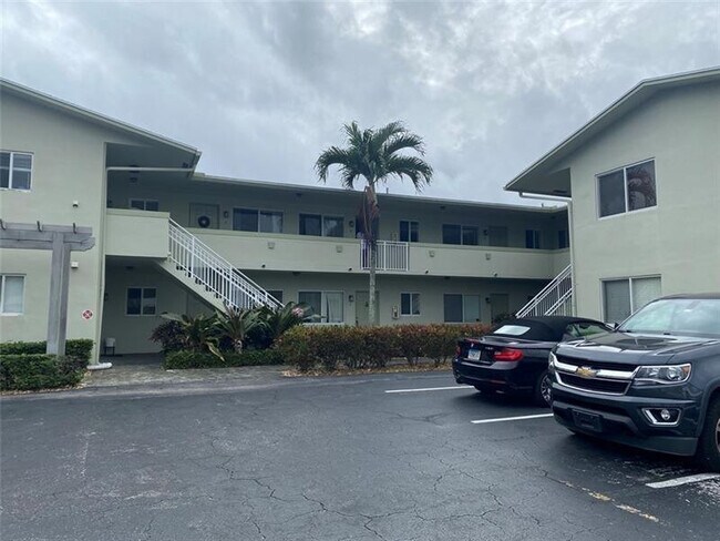 Foto del edificio - 578 NE 20th St