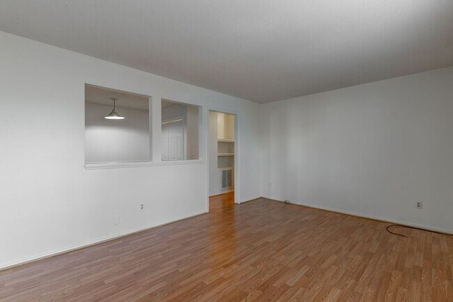 Foto del edificio - 17 Knollwood Dr