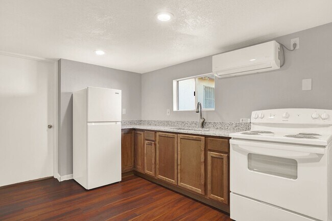 Building Photo - 4603 Byron St
