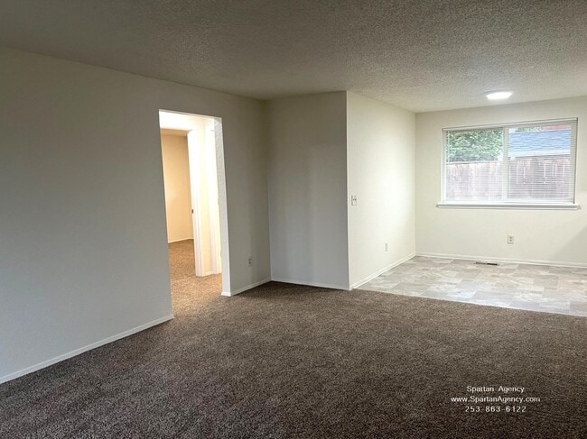 Foto del edificio - 803 9th St NW