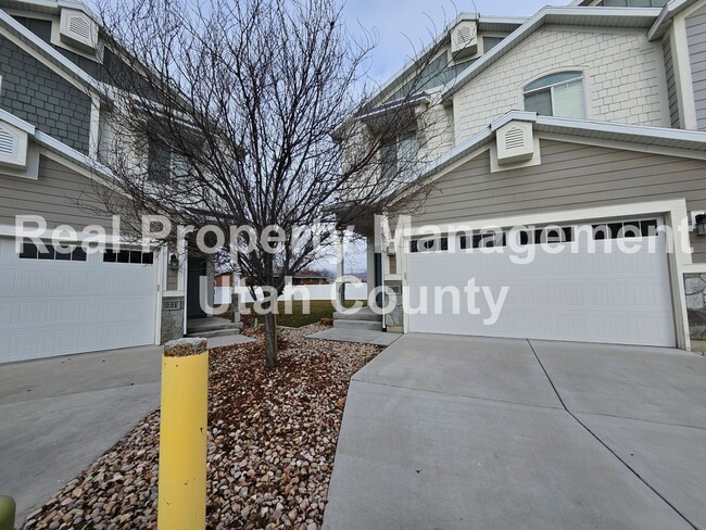 Foto del edificio - Orem Townhome Central to City Center