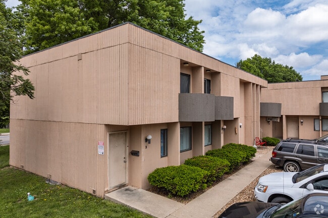 Building Photo - Pepper Tree Apartments