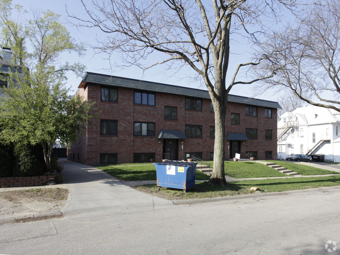 Building Photo - 4923 Webster St