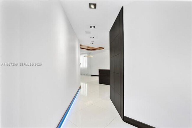 Photo - 55 SE 6th St Apartment