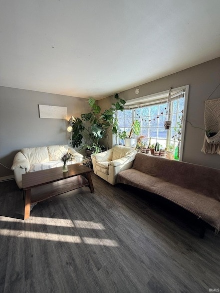 Building Photo - 640 S Curry Pike