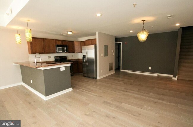 Foto del edificio - 1246-54 E Montgomery Ave