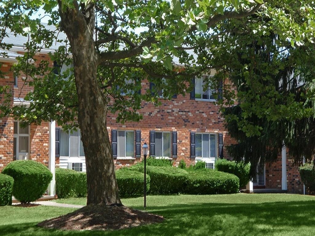 Knollwood Manor Apartments Apartments Fairport, NY