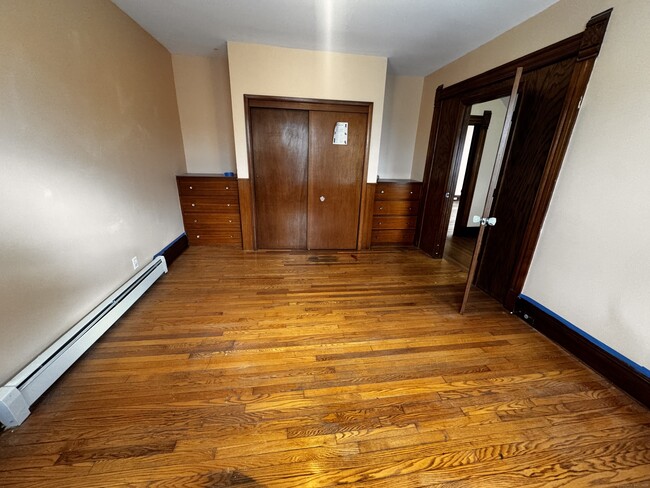 Building Photo - 181 High St