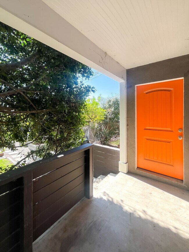 Foto del edificio - 3425 Alice St