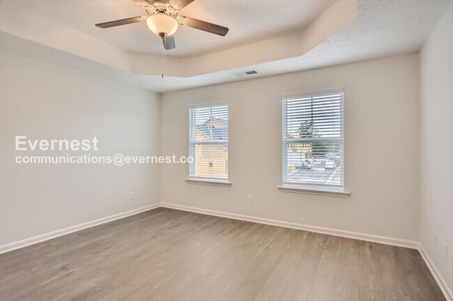 Foto del edificio - 230 Ansley Wy