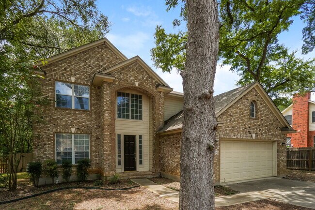 Building Photo - 204 Nandina Ct