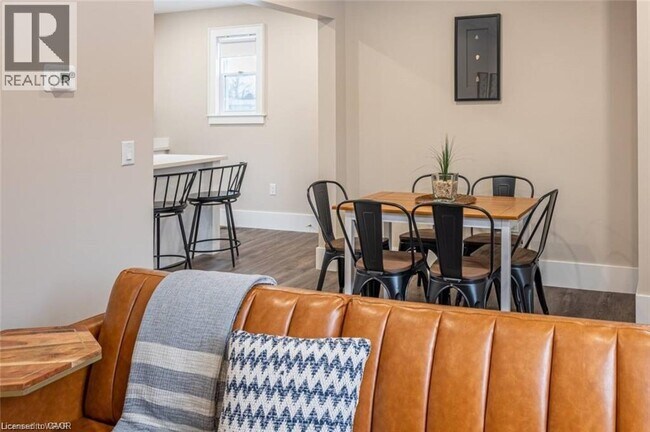 Photo du bâtiment - 3 Locust St