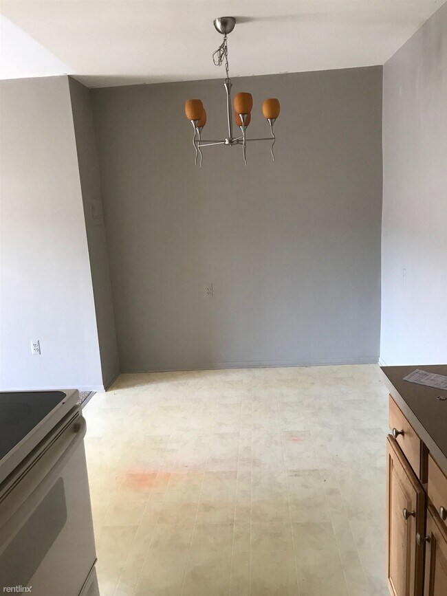Building Photo - 9929 Allen Pointe Dr