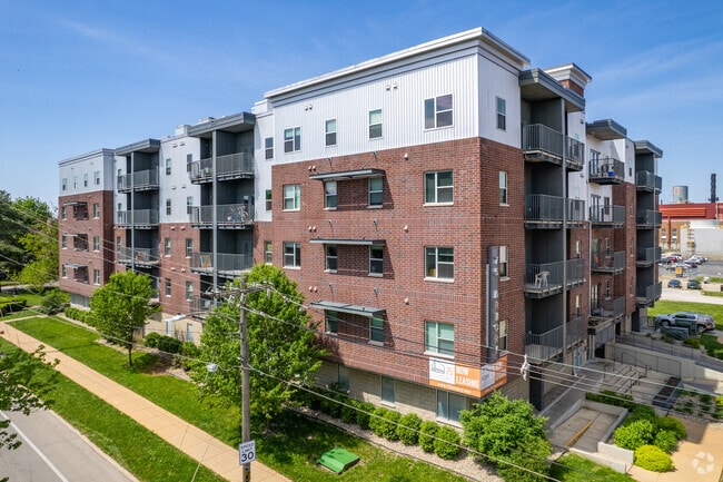 Building Photo - 75 Armory | Student Housing