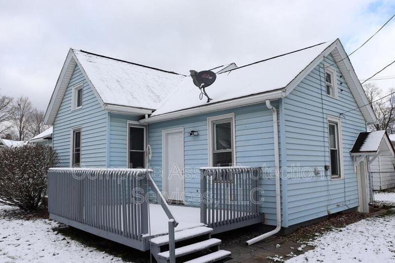 Primary Photo - 403 Rose St