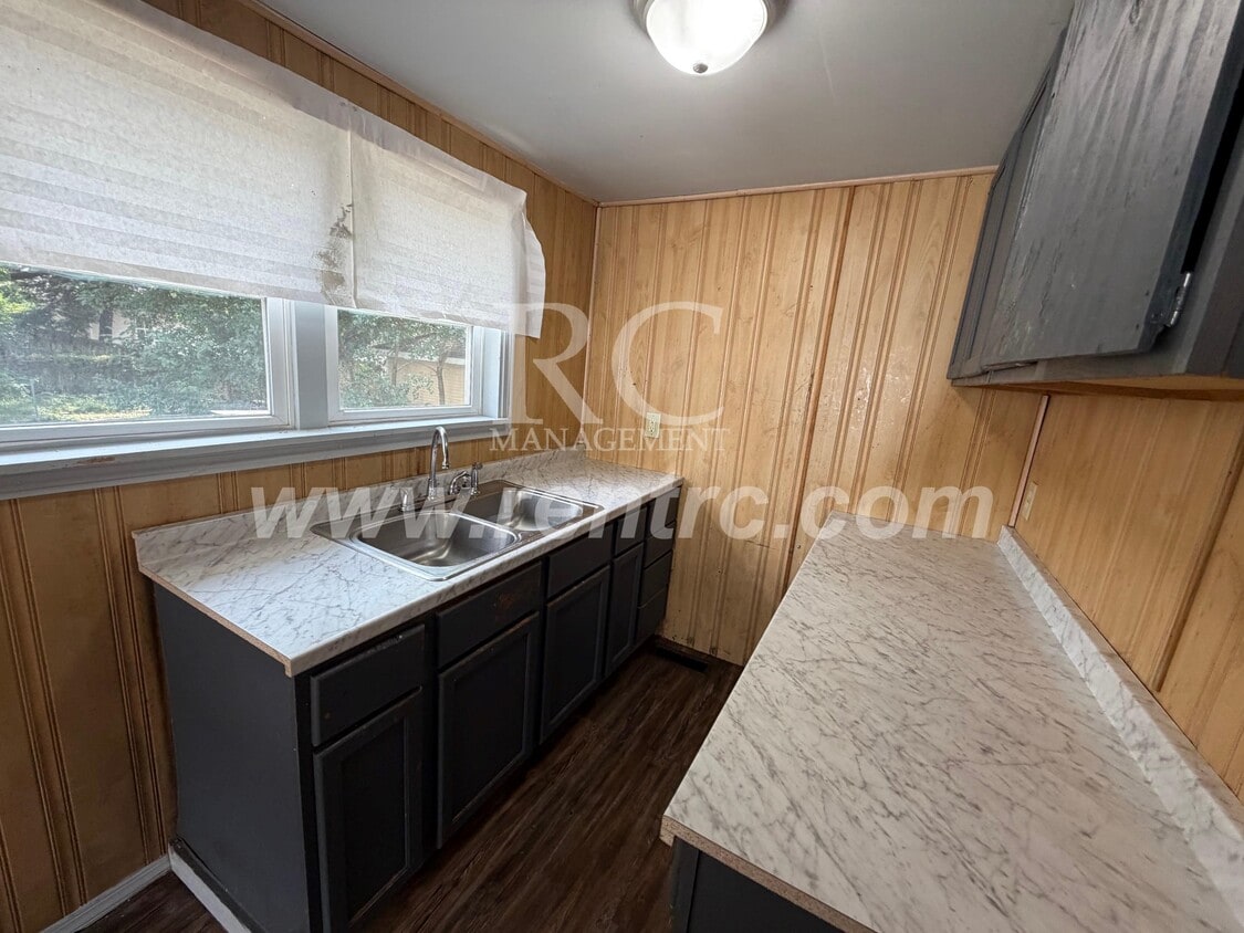 9 Cronkhite Ave, Danville, IL 61832 - House Rental in Danville, IL ...