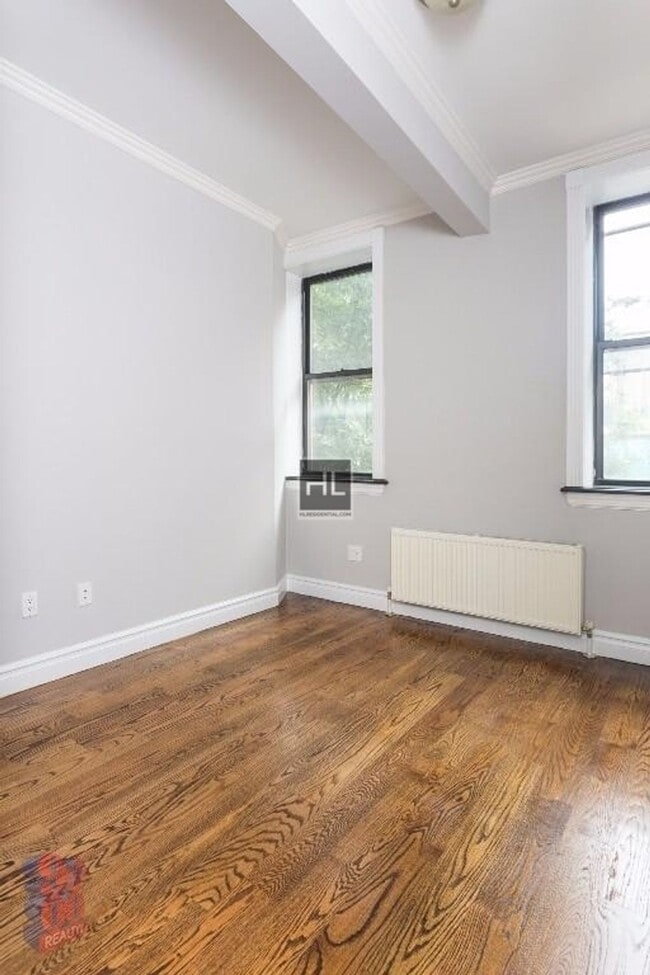 Building Photo - East 5th Street