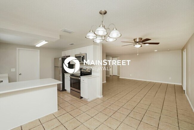 Foto del edificio - 3 Bedroom Pet-Friendly Home in TAMPA, FL with Main Street Renewal