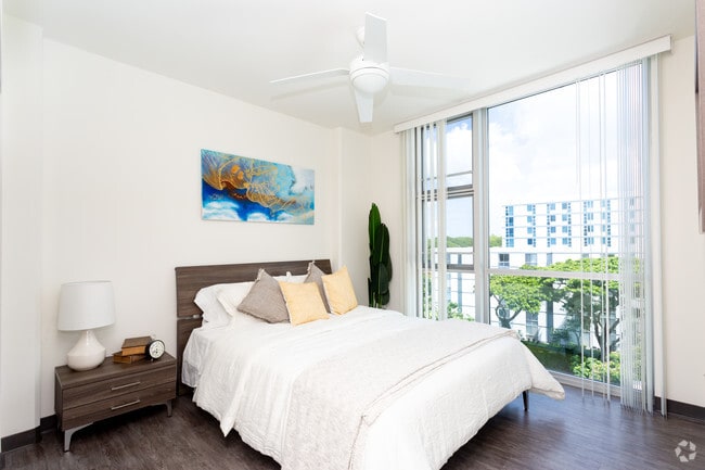 1BR, 1BA - 480 SF - Moanalua Hillside Apartments
