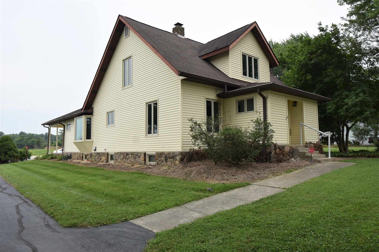 3130 N Smith Pike, Bloomington, IN 47404 House Rental in Bloomington