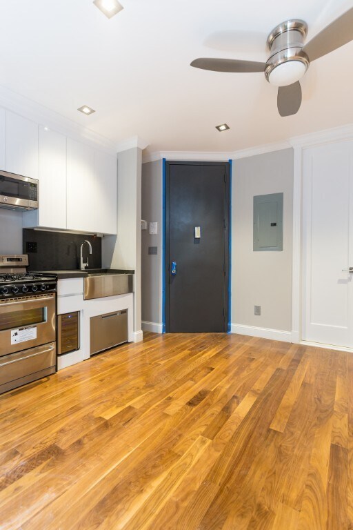 Foto del edificio - 16 E 116th St