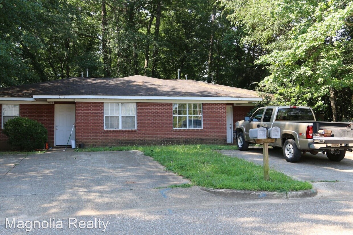 Primary Photo - 2 br, 2 bath House - 232 Martin Ave