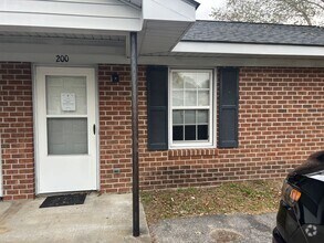 Building Photo - 200 Barnhill Ave