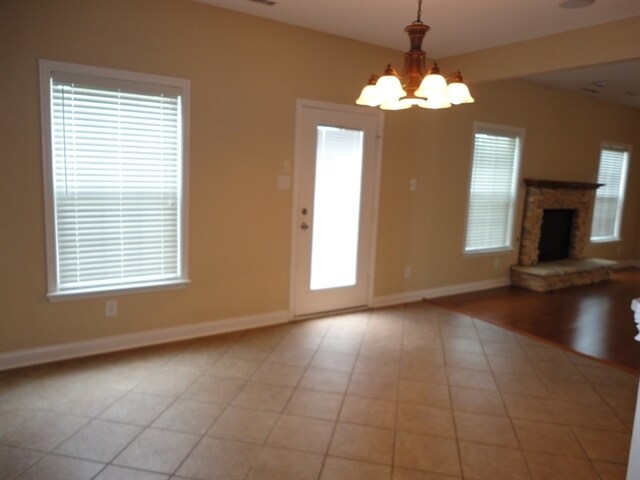 Building Photo - 1593 Danielle Drive