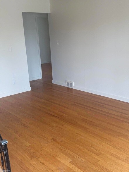 Foto del edificio - 20644 Hollywood St