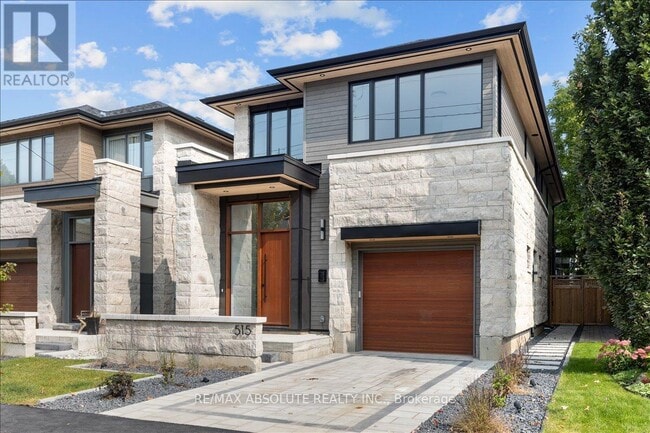 Building Photo - 515 Roosevelt Ave