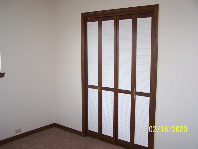 Foto del edificio - 406 Kesterfield Blvd