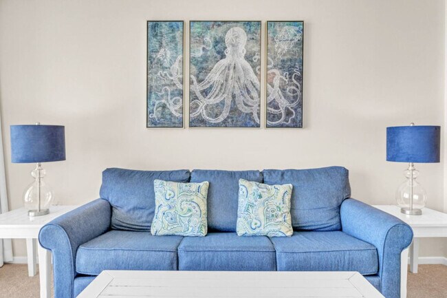 Foto del edificio - 7205 Thomas Dr