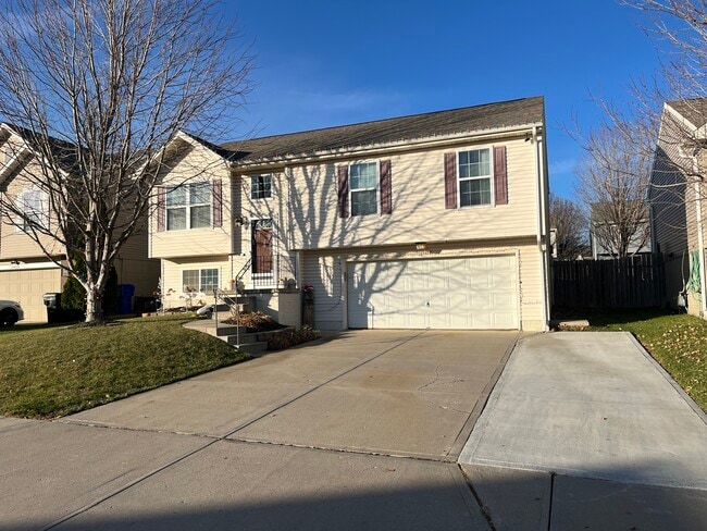 Foto del edificio - 19414 W St