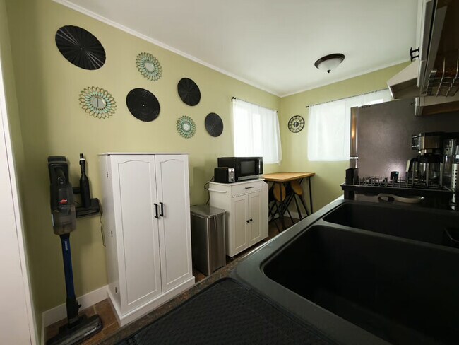 Foto del edificio - 308 N Foote Ave