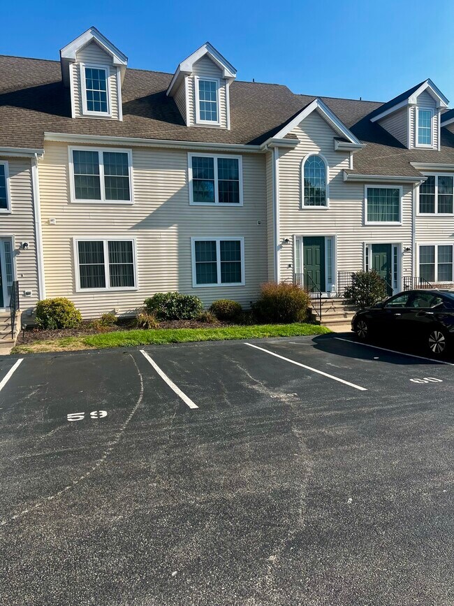 Building Photo - 15 Freedom Way