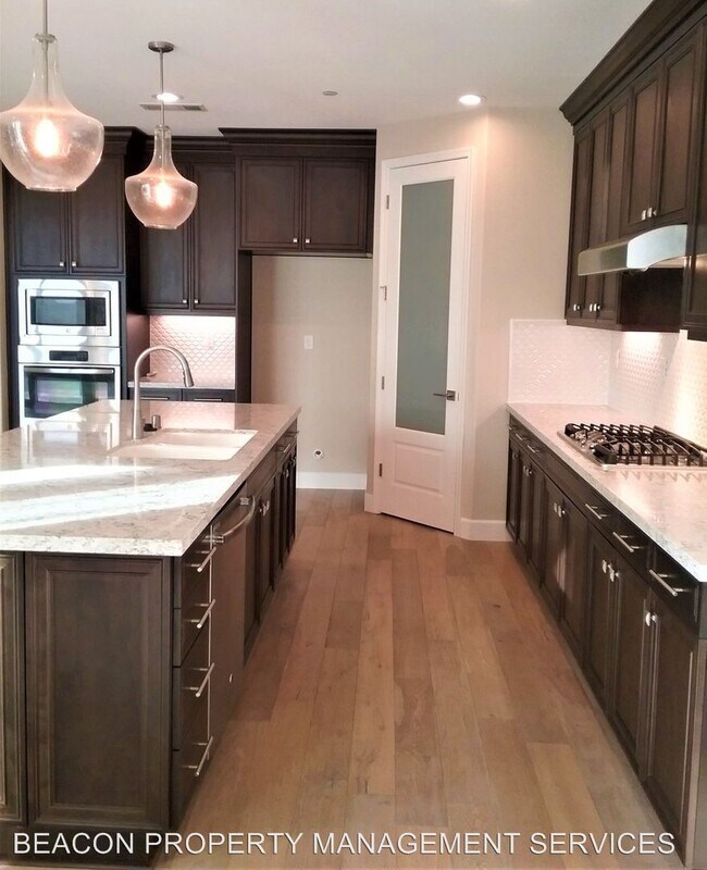Building Photo - 3 br, 2 bath House - 3020 RADIANCE STREET