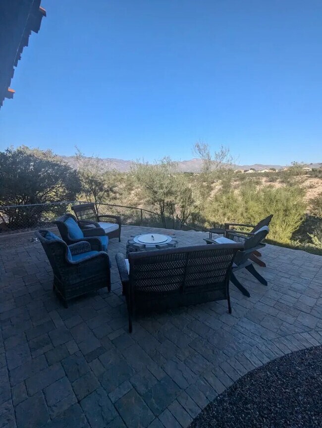 Building Photo - Spacious 4-Bedroom Estate with Chef’s Kitchen