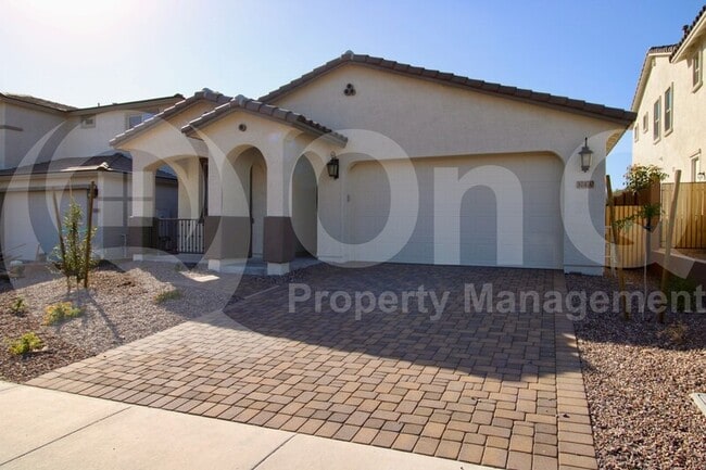 Building Photo - 32470 N 122nd Ln