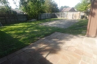 Building Photo - 3351 Deermoss Dr