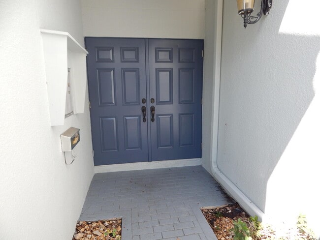 Foto del edificio - 6117 Old Court Rd