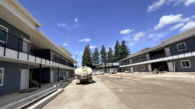 Building Photo - 3600 Dale Rd