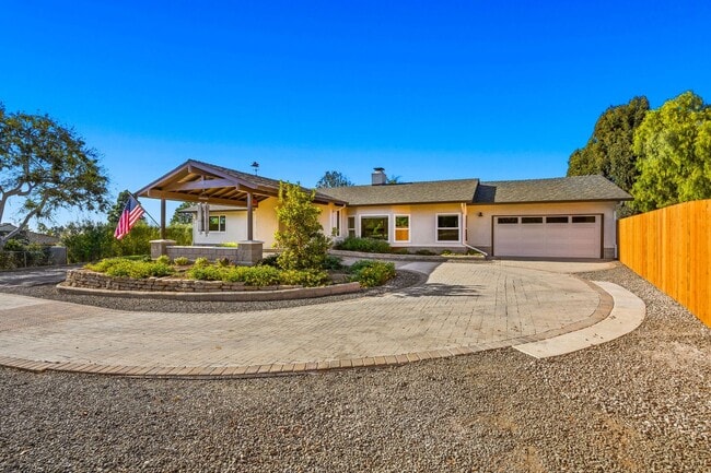Building Photo - 355 Avocado Place Camarillo