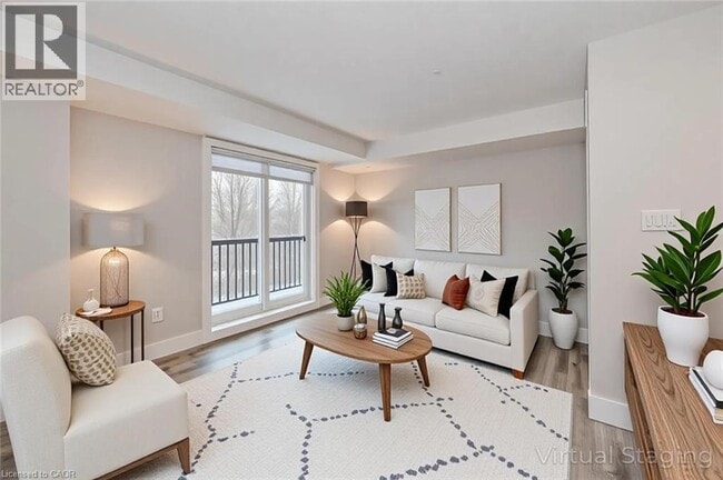 Building Photo - 237 Rachel Crescent