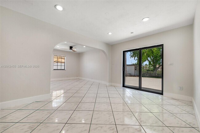 Foto del edificio - 10401 SW 199th St