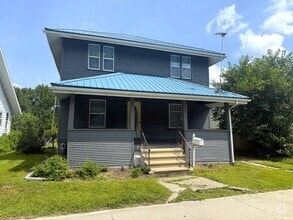 Building Photo - 416 Riehl St