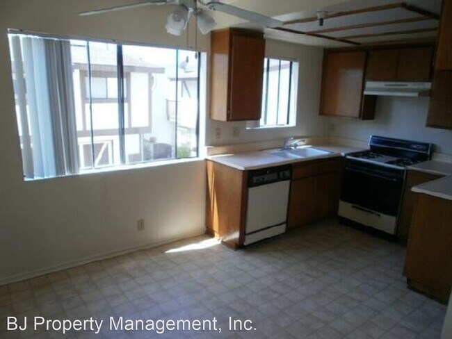 Building Photo - 2 br, 2 bath Apartment - 14501 Cerise Ave.
