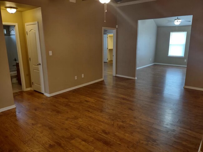 Building Photo - 3118 Baldwin Loop